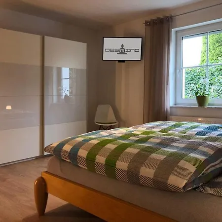 Cosy Near Center
