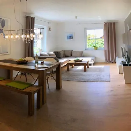 Apartman Cosy Near Center Landkern