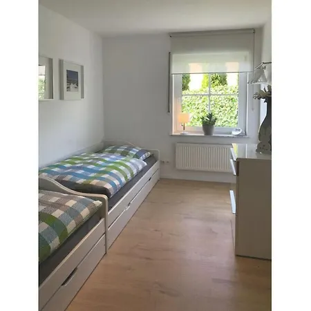 Cosy Near Center Apartman *